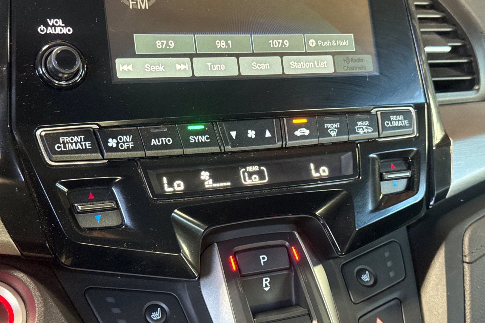 Used 2024 Honda Odyssey EX-L image 16