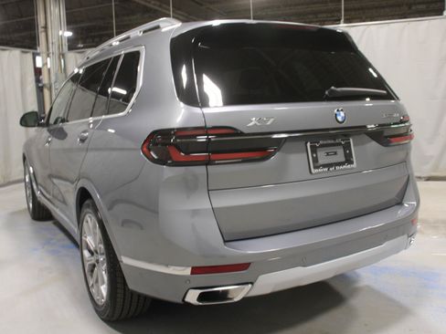 Used 2026 BMW X7 xDrive40i AWD/4WD image 18