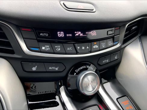 Used 2025 Acura TLX w/ Technology Package image 33