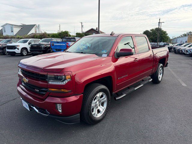 Used 2018 Chevrolet Silverado 1500 LT w/ All Star Edition AWD/4WD image 4