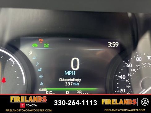 Used 2025 Toyota Sienna XLE image 25