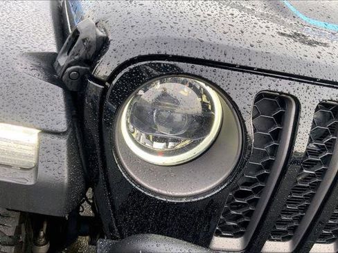 Certified 2023 Jeep Wrangler Unlimited Rubicon 4xe AWD/4WD image 27