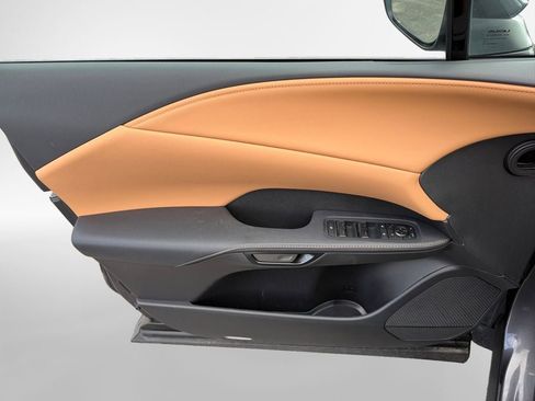 Used 2025 Lexus RX 350 Premium image 17