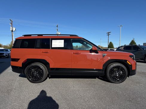 Used 2025 Hyundai Santa Fe Calligraphy image 5