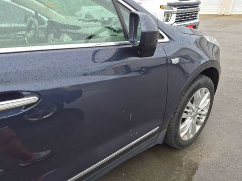 Used 2019 Cadillac XT5 Premium Luxury FWD image 11