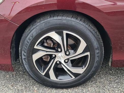 Used 2016 Honda Accord LX image 29