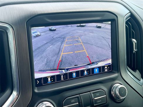 Used 2022 GMC Sierra 2500 Denali w/ Denali Ultimate Package image 14