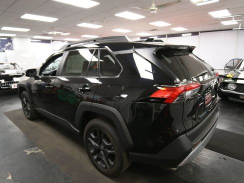 Certified 2024 Toyota RAV4 Adventure AWD/4WD image 5
