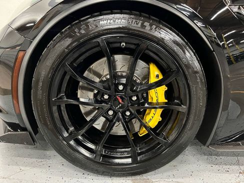 Used 2017 Chevrolet Corvette Grand Sport RWD image 18