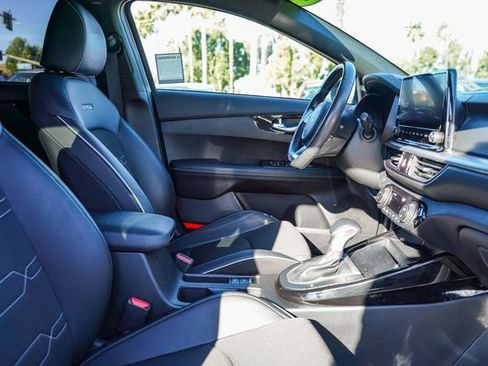 Certified 2024 Kia Forte GT-Line image 17