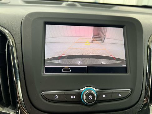 Used 2022 Chevrolet Equinox RS image 15