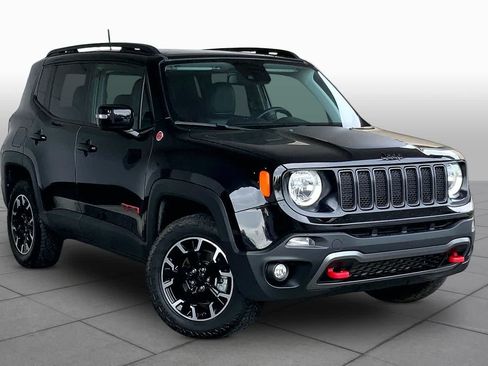 Used 2023 Jeep Renegade Trailhawk w/ Sun/Sound Group AWD/4WD image 3