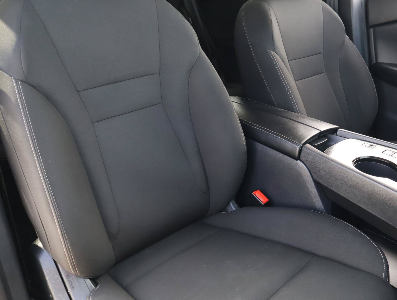 Used 2025 Nissan Rogue S FWD image 16