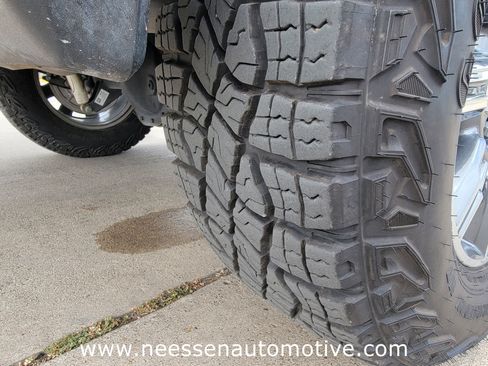 Used 2024 GMC Sierra 1500 AT4 w/ Technology Package image 37