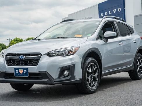 Used 2020 Subaru Crosstrek 2.0i Premium w/ Moonroof Package 1 AWD/4WD image 3