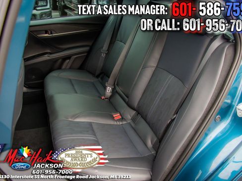 Used 2025 Toyota Camry XSE FWD image 10