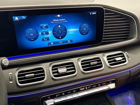 Used 2025 Mercedes-Benz GLE 53 AMG 4MATIC image 16