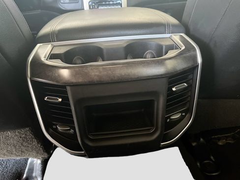 Used 2019 RAM 2500 Laramie AWD/4WD image 26