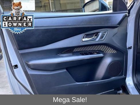 Used 2025 Nissan Ariya FWD image 22
