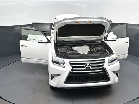 Used 2015 Lexus GX 460 w/ Premium Package AWD/4WD image 52