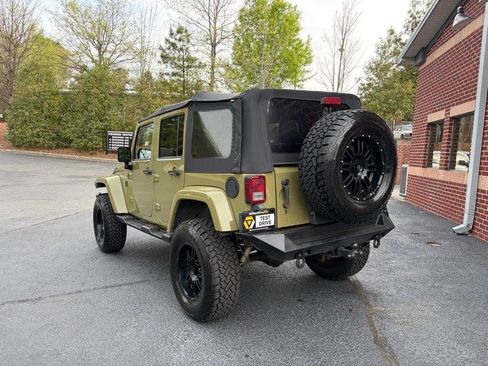 Used 2013 Jeep Wrangler Unlimited Sahara w/ Connectivity Group image 5