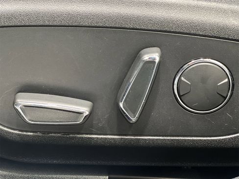 Used 2020 Lincoln MKZ Standard image 12