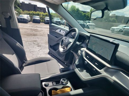 New 2026 Ford Explorer Active image 27