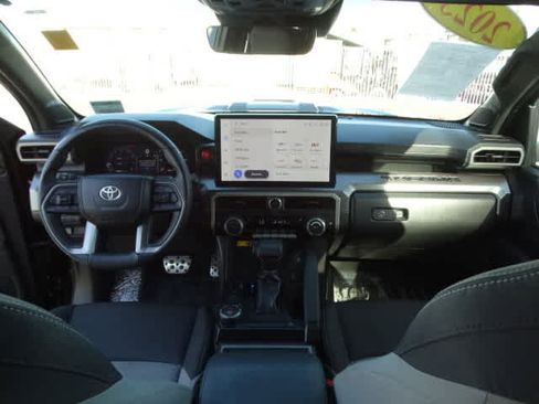 Used 2025 Toyota Tacoma TRD Sport image 24
