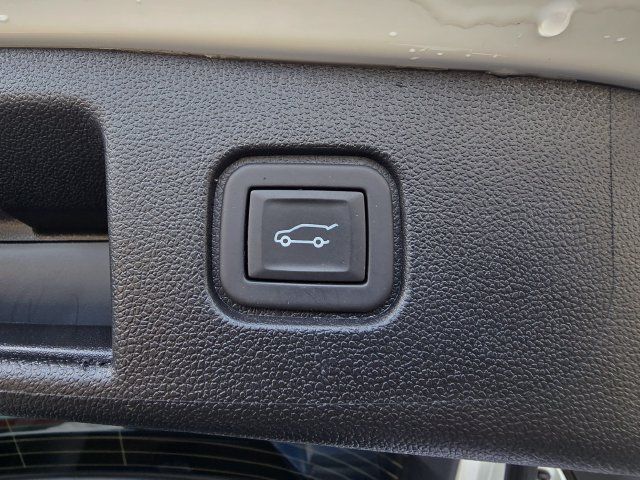 Used 2024 Chevrolet Blazer EV LT AWD/4WD image 23