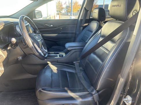 Used 2019 GMC Acadia Denali w/ Technology Package image 7