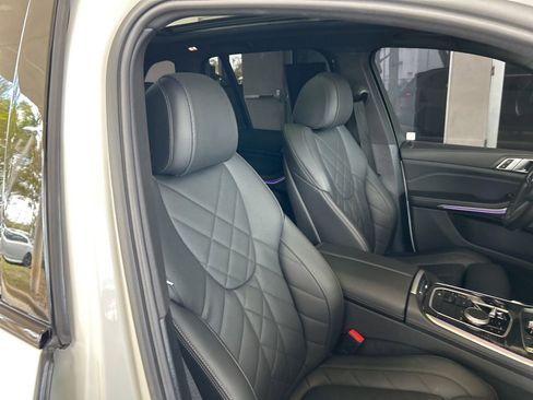 Used 2024 BMW X5 sDrive40i w/ M Sport Package image 22