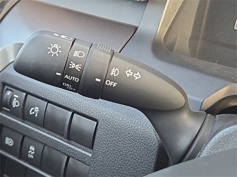 Certified 2024 Toyota Tacoma SR5 image 29