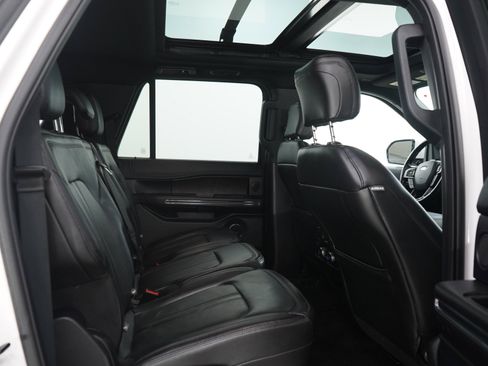 Used 2018 Ford Expedition Max Limited w/ Equipment Group 301A AWD/4WD image 14