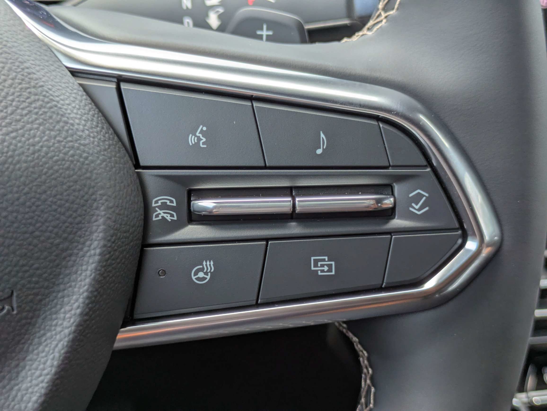 New 2027 Chevrolet Traverse Z71 w/ Enhanced Driving Package AWD/4WD image 18