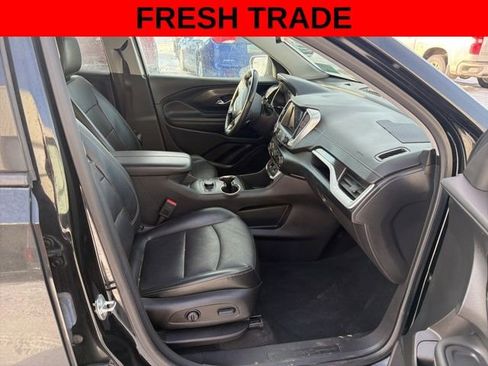 Used 2023 GMC Terrain SLT w/ Elevation Edition image 7