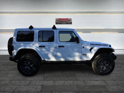 Used 2018 Jeep Wrangler Unlimited Rubicon AWD/4WD image 8