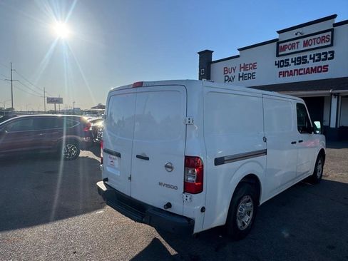 Used 2015 Nissan NV 1500 SV RWD image 7