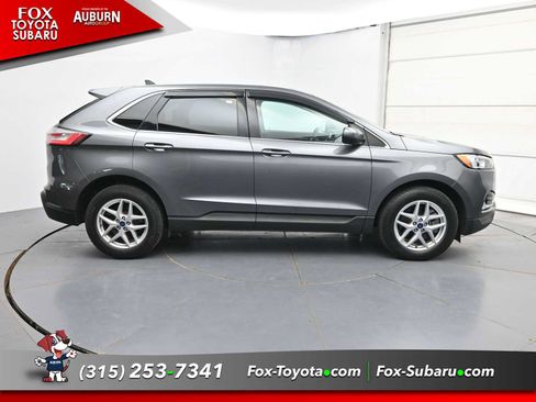 Used 2021 Ford Edge SEL w/ Convenience Package AWD/4WD image 16