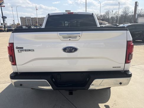 Used 2015 Ford F150 Lariat image 4