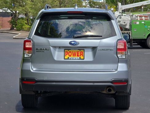 Used 2018 Subaru Forester 2.5i Limited AWD/4WD image 5