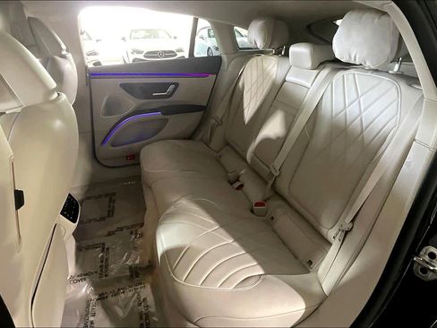 Used 2023 Mercedes-Benz EQS 580 4MATIC Sedan image 20