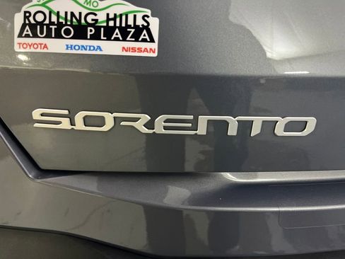 Used 2025 Kia Sorento EX FWD image 48