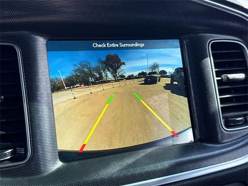 Used 2018 Dodge Charger R/T Scat Pack image 27