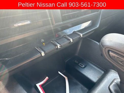 Used 2024 Chevrolet Colorado W/T RWD image 15