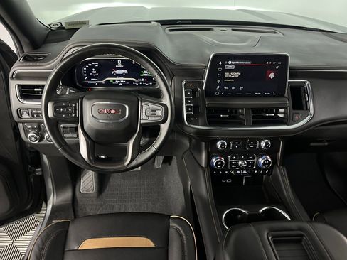 Used 2023 GMC Yukon XL AT4 image 13