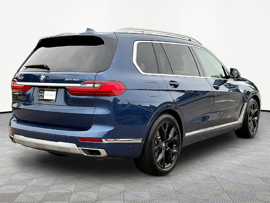 Used 2021 BMW X7 xDrive40i w/ Premium Package AWD/4WD image 6