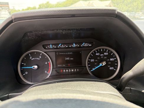 Used 2018 Ford F250 XLT AWD/4WD image 9