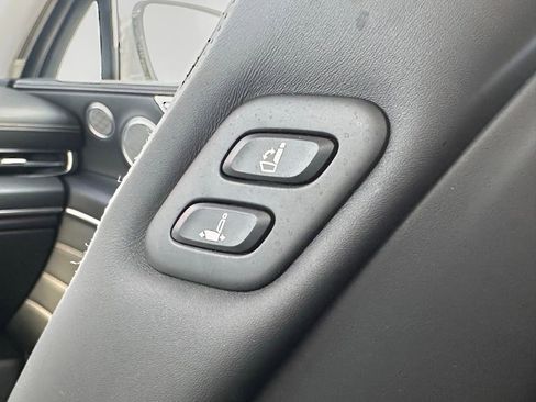 Used 2024 Genesis GV80 3.5T w/ Prestige Package image 18