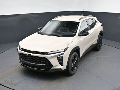 New 2026 Chevrolet Trax ACTIV FWD image 30
