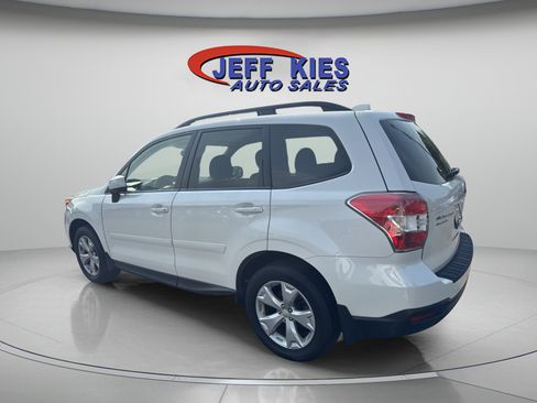 Used 2016 Subaru Forester 2.5i Premium w/ All-Weather Package AWD/4WD image 7